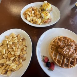 Blue Mahoe Breakfast & Lunch - Bourbon Street with Country Fries