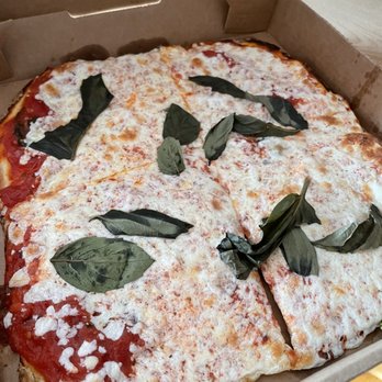 Jules Thin Crust - Margarita mini pie - Pizza Near Me - North Wales, Pennsylvania Jules Thin Crust - Margarita mini pie - Pizza Near Me - North Wales, Pennsylvania