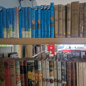 Honest Dog Books - Bookstores Near Me - Bayfield, Wisconsin Honest Dog Books - Bookstores Near Me - Bayfield, Wisconsin