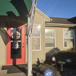Vazquez Barbershop & Salon