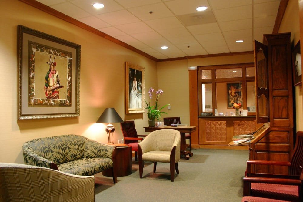 Center For Plastic Surgery Logo