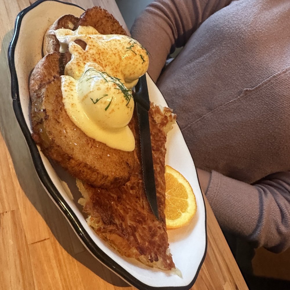 Fried green tomato Benedict