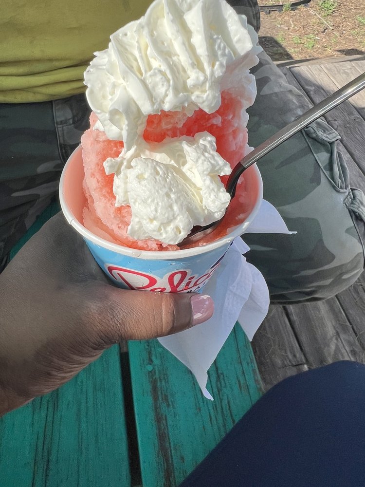 Pelicans Snoballs Logo