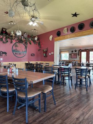 Susie's Branding Iron Restaurant by null
