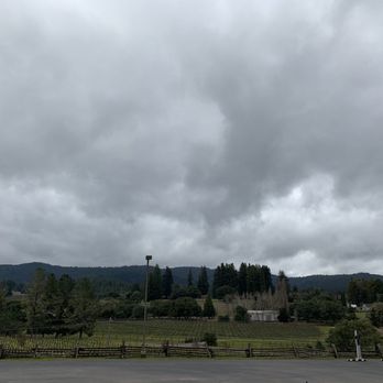 Handley Cellars - Wineries Near Me - Philo, California