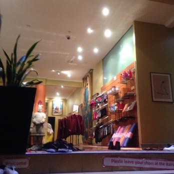 Bikram Yoga Darlinghurst - Yoga Near Me - Darlinghurst, NSW