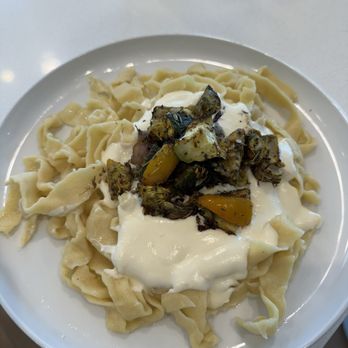Cozymeal - Handmade pasta with Alfredo sauce and roasted vegetables - Cooking Classes Near Me - Sacramento, California