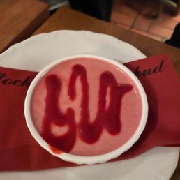 Free dessert a raspberry pudding Free dessert a raspberry pudding