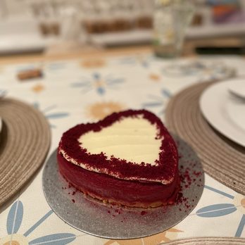 The Hummingbird Bakery - Red velvet cheesecake - Bakeries Near Me - London, XGL The Hummingbird Bakery - Red velvet cheesecake - Bakeries Near Me - London, XGL