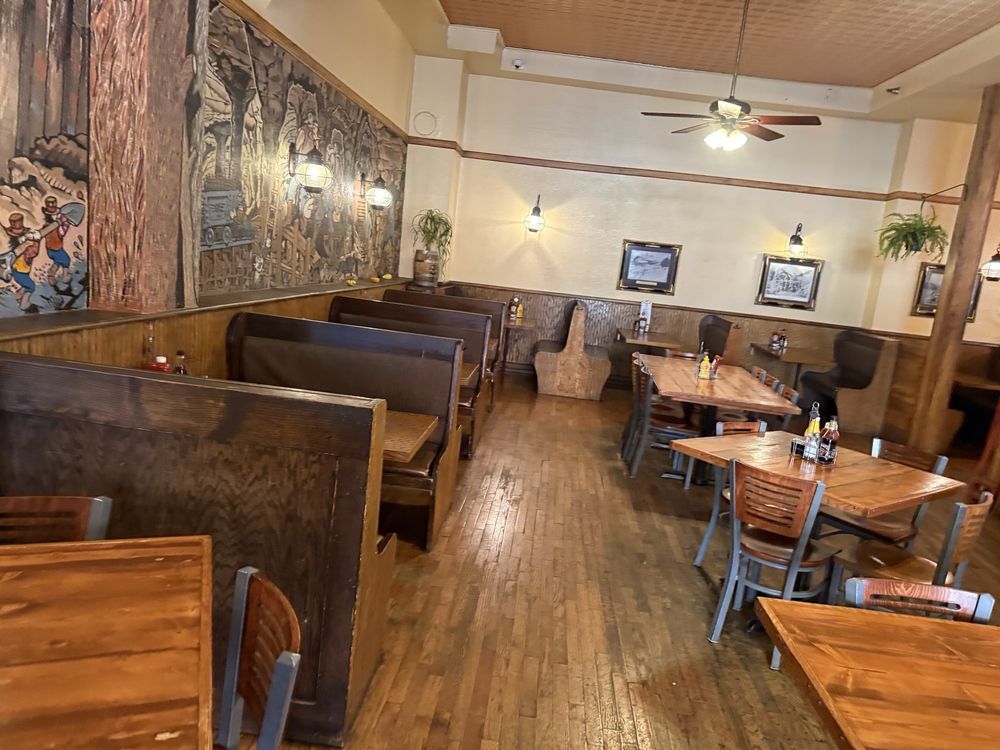 Tommyknocker Brewery & Pub