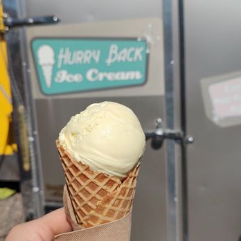 Hurry Back Ice Cream - Banana Cream Pie - Food Trucks Near Me - Portland, Oregon Hurry Back Ice Cream - Banana Cream Pie - Food Trucks Near Me - Portland, Oregon