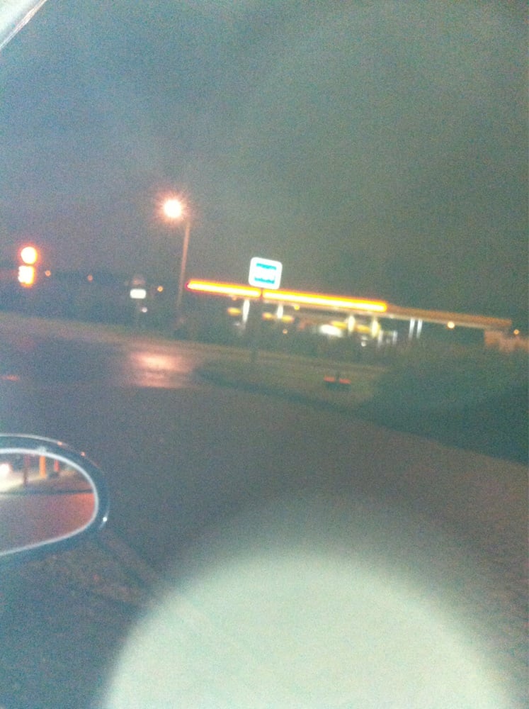 SHELL UK Grafton Street, Milton Keynes, United Kingdom Gas Stations