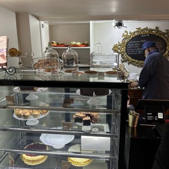 Midtown Bakery - Bakeries Near Me - Sacramento, California