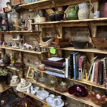 The Mad Flea - Flea Markets Near Me - Madison, Indiana The Mad Flea - Flea Markets Near Me - Madison, Indiana