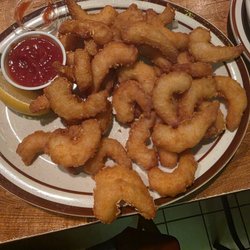 Jeff's On the Square - 1lb beer battered shrimp. Excellent.