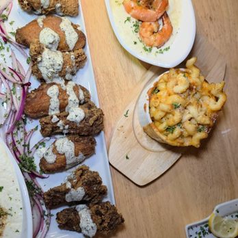 Sweet & Savory - Wings, mac n cheese and shrimps & grits - Italian Near Me - Brooklyn, New York Sweet & Savory - Wings, mac n cheese and shrimps & grits - Italian Near Me - Brooklyn, New York