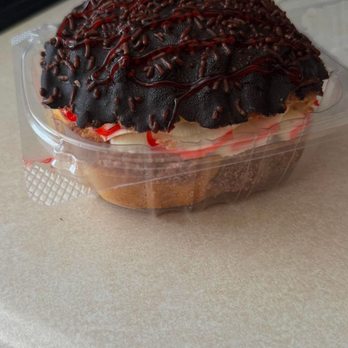 Vegas Bakery - A gansito stuffed concha - Bakeries Near Me - Las Vegas, Nevada Vegas Bakery - A gansito stuffed concha - Bakeries Near Me - Las Vegas, Nevada