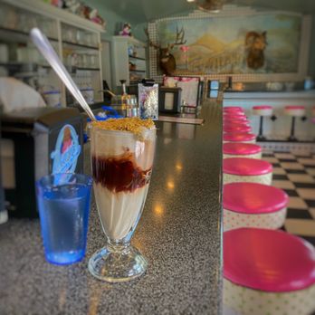 Dewar's Candy Shop - Black and white at the bar! - Candy Stores Near Me - Bakersfield, California