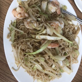 Kim's Restaurant - Shrimp chicken - Cantonese Near Me - Los Angeles, California Kim's Restaurant - Shrimp chicken - Cantonese Near Me - Los Angeles, California