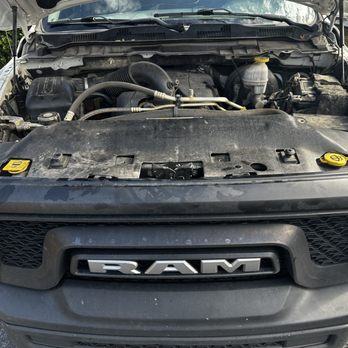 Take 5 Oil Change - Oil all over the front top of the grill - Oil Change Stations Near Me - Pensacola, Florida Take 5 Oil Change - Oil all over the front top of the grill - Oil Change Stations Near Me - Pensacola, Florida