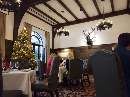 Deer Path Inn by null