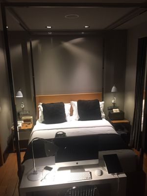 Brown's | Downtown Hotel by null