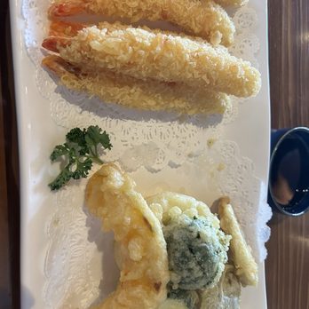 Song Lan Restaurant - Shrimp and vegetables tempura - Sushi Bars Near Me - Dublin, Ohio Song Lan Restaurant - Shrimp and vegetables tempura - Sushi Bars Near Me - Dublin, Ohio