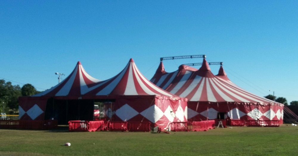 Gibtown Showmens Club Logo