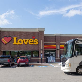 Love's RV Hookup - RV Parks Near Me - Hardin, Montana Love's RV Hookup - RV Parks Near Me - Hardin, Montana