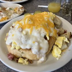 T And T Cafe - Breakfast bowl