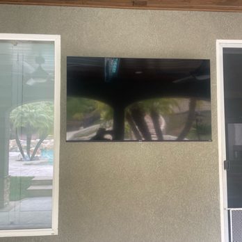 TV Mounting Service - Background Patio - TV Mounting Near Me - Valencia, California TV Mounting Service - Background Patio - TV Mounting Near Me - Valencia, California