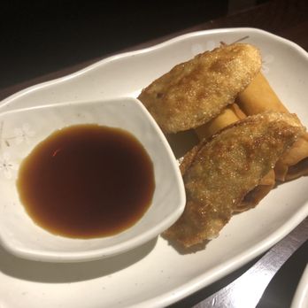 Arirang Korean BBQ - Gyoza and egg roll appetizers. 5/5 -- piping hot and crisp, just as they should be! - Korean Near Me - Las Vegas, Nevada Arirang Korean BBQ - Gyoza and egg roll appetizers. 5/5 -- piping hot and crisp, just as they should be! - Korean Near Me - Las Vegas, Nevada