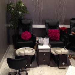Nails Du Jour Beauty Bar photo