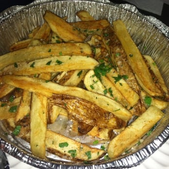 Greenhouse Kitchen Cucina Italiana - Fries nom nom - Pizza Near Me - Brighton, Massachusetts