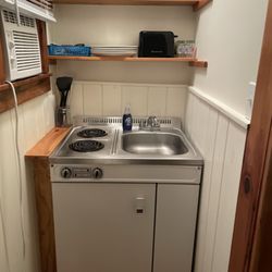 Luzerne Court Motel - Mini kitchen