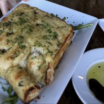 RoVino Restaurant + Bar - Focaccia bread - Italian Near Me - San Diego, California RoVino Restaurant + Bar - Focaccia bread - Italian Near Me - San Diego, California