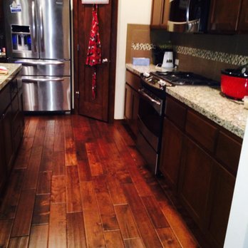 Seattle Central Cleaning - a kitchen with wood floors - Home Cleaning Near Me - Woodinville, Washington Seattle Central Cleaning - a kitchen with wood floors - Home Cleaning Near Me - Woodinville, Washington