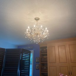 Vintage Italian Chandelier! Vintage Italian Chandelier!