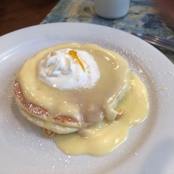Moke's Bread & Breakfast - Lilikoi pancakes - Breakfast & Brunch Near Me - Kailua, Hawaii