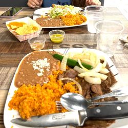 Efren’s - Chicken flautas and carne asada plate