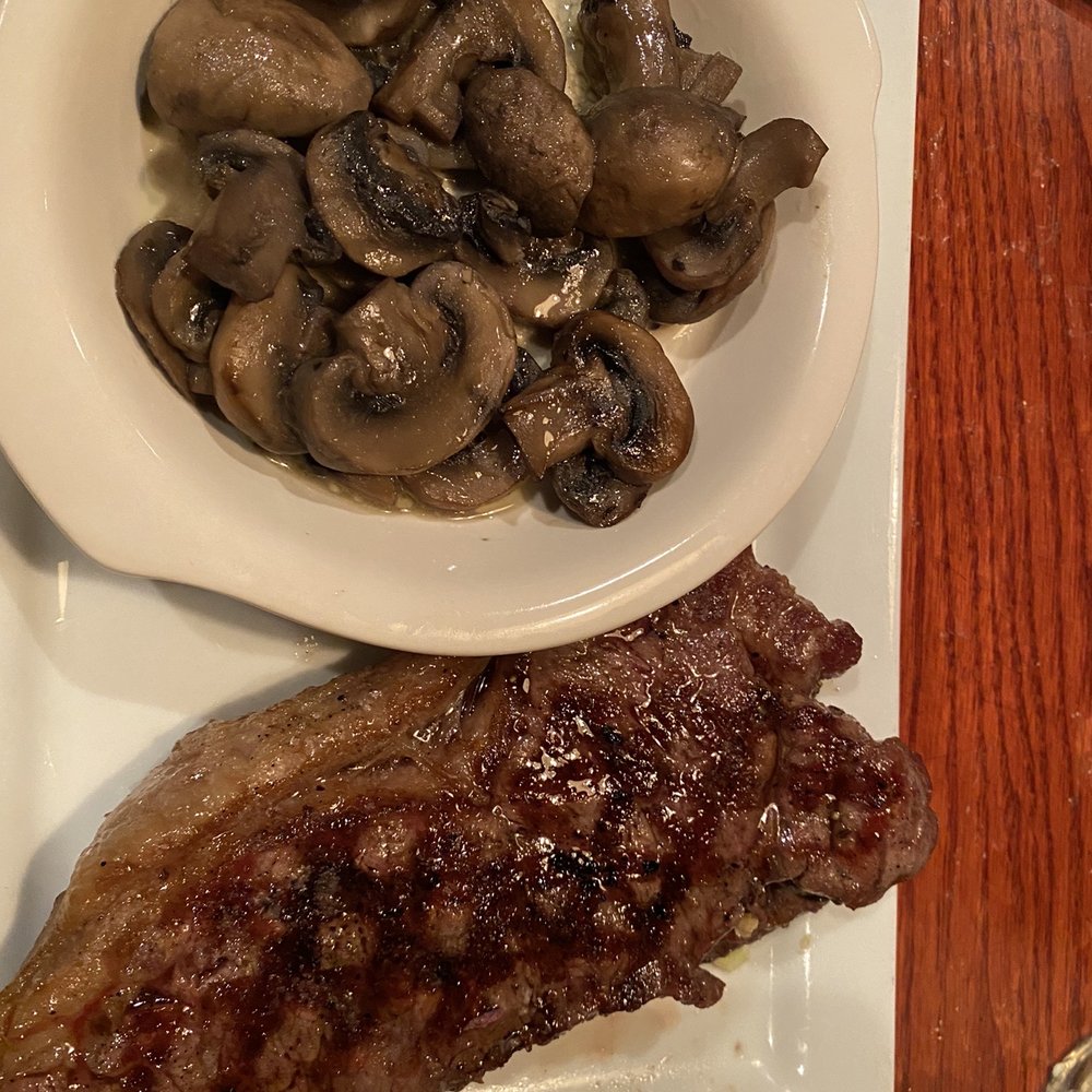 Brown Derby - 14 oz NY 14 oz. New York Strip Steak side of mushrooms - Steakhouses Near Me - Middleburg, Ohio Brown Derby - 14 oz NY 14 oz. New York Strip Steak side of mushrooms - Steakhouses Near Me - Middleburg, Ohio