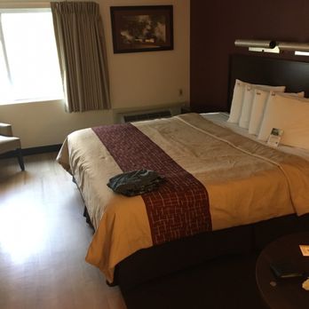 Red Roof Plus - The rooms are beautiful and identical. - Hotels Near Me - South Deerfield, Massachusetts Red Roof Plus - The rooms are beautiful and identical. - Hotels Near Me - South Deerfield, Massachusetts