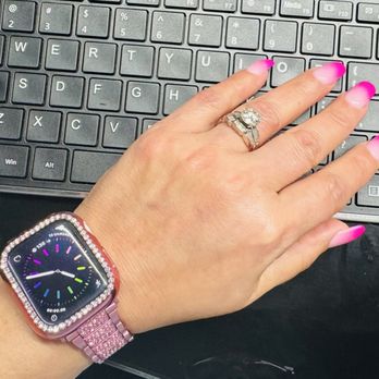 Epic Nail Bar - Corinth - Ombré pink #541 - dip plus gel and matching color on toes!  Highly recommend Larry for pedicures, Anne is great too! Tina for nails! - Nail Salons Near Me - Corinth, Texas