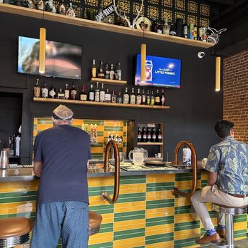 Pizza Mamo - Pizza Near Me - Honolulu, Hawaii Pizza Mamo - Pizza Near Me - Honolulu, Hawaii