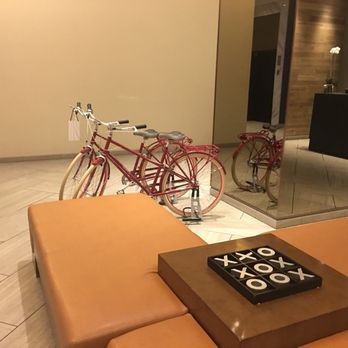Kimpton Palomar Hotel Phoenix Cityscape - Kimpton Lobby 2017 - complimentary bikes for guests  to use - Hotels Near Me - Phoenix, Arizona