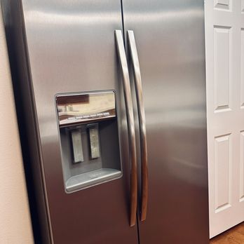 Romero’s - Fridge exterior - Home Cleaning Near Me Romero’s - Fridge exterior - Home Cleaning Near Me