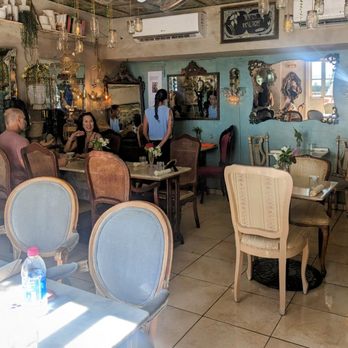 Verde Mesa - Inside the beautiful dining room - Caribbean Near Me - San Juan, Puerto Rico Verde Mesa - Inside the beautiful dining room - Caribbean Near Me - San Juan, Puerto Rico