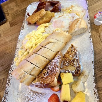 Cafe Papillon by the Beach - Super Pappillon Breakfast Combo - Coffee & Tea Near Me - Miami Beach, Florida