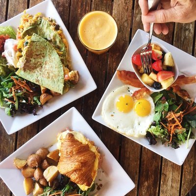 WeHo Bistro by null
