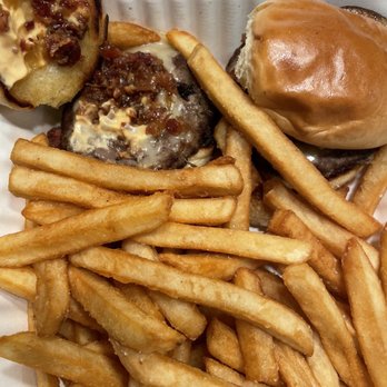 HI Sliders - Bacon Jam Slider - Food Trucks Near Me - Mililani, Hawaii